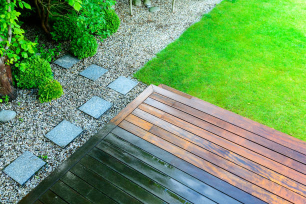 Best Driveway Pressure Washing  in Columbiana, OH